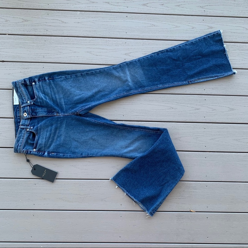 Rag & bone size 26 flare jeans Bella